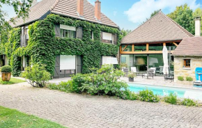 5 Bedroom Beautiful Home In Fauverney